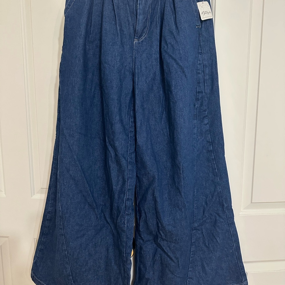 NWT We The Free Blue Flare & Wide Leg Jeans